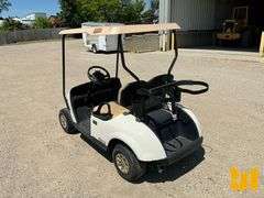 2018 EZ GO TXT GOLF CART SN: 3352195