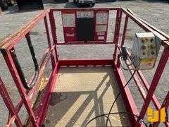2015 MEC 3259ET 32’ SCISSOR LIFT SN: 13100321