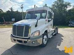 2014 FREIGHTLINER CASCADIA TANDEM AXLE DAY CAB TRUCK TRACTOR VIN: 3AKJGEDY4FDGJ7156