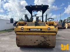 2011 CATERPILLAR CB64 TANDEM VIBRATORY ROLLER SN: DJM00225