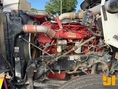 2013 KENWORTH T800 TANDEM AXLE DAY CAB TRUCK TRACTOR VIN: 1XKDD40X4DJ349709