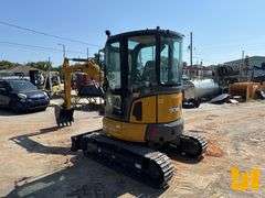 2024 XCMG XE35U MINI EXCAVATOR SN: XUGK0351CLKA02034