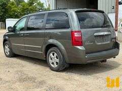 2010 DODGE GRAND CARAVAN SXT VIN: 2D4RN5D10AR446586 FWD