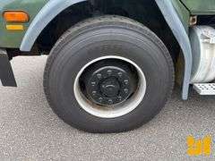 2001 FREIGHTLINER FL112 NATIONAL  BOOM TRUCK VIN: 1FVHBGAS01HJ49358