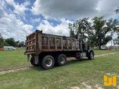 PETERBILT H400 TANDEM AXLE DUMP TRUCK VIN: 1XPCDB90NN315340