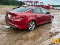 2017 KIA OPTIMA VIN: 5XXGW4L20HG126029 FWD