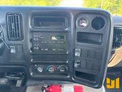 2003 CHEVROLET C4500 SINGLE AXLE EXTENDED CAB FLATBED TRUCK VIN: 1GBE4D1173F519903