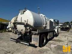 2012 INTERNATIONAL DURASTAR 4400 S/A VACUUM TRUCK VIN: 3HCMKAAN0CL652803