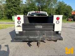 2015 CHEVROLET SILVERADO S/A MECHANICS TRUCK VIN: 1GC2KVE84FZ516784
