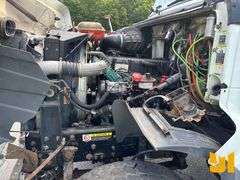 2006 VOLVO TRUCK VHD TRI-AXLE DUMP TRUCK VIN: 4V5K99GH36N393468