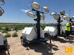 2014 MAGNUM MLT4060K 4 BULB LIGHT TOWER SN: 1407028