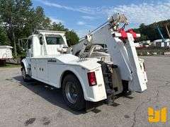 1998 INTERNATIONAL 8100 SINGLE AXLE WRECKER VIN: 1HTHBAHN6WH509736