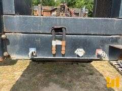2013 LANDOLL CORPORATION 330C SINGLE AXLE HYDRAULIC CONTAINER TRAILER VIN: 1LH330RG0D1C20163