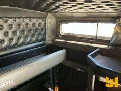 2013 KENWORTH T660 TANDEM AXLE TRUCK TRACTOR VIN: 1XKAD49XXDJ368884
