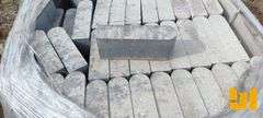 PALLET OF DECORATIVE BRICK