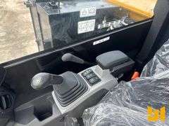 2025 CATERPILLAR 305.5E2 MINI EXCAVATOR SN: CAT3055KGZ503218