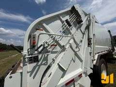 2025 KENWORTH T480 S/A REAR LOAD RESIDENTIAL COLLECTION TRUCK VIN: 2NK5HJ8X9SM132992