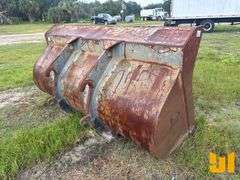 JRB 544J 100" SMOOTH BUCKET  SN: 12051709903 TO FIT DEERE 544J