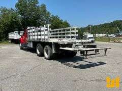 2007 GMC 8500 SINGLE AXLE CREW CAB FLATBED TRUCK VIN: 1GDV8C4B27F423628