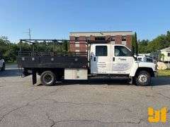 2003 CHEVROLET C4500 SINGLE AXLE EXTENDED CAB FLATBED TRUCK VIN: 1GBE4D1173F519903