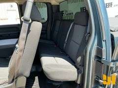 2010 CHEVROLET SILVERADO EXTENDED CAB 4X4 PICKUP VIN: 1GCSKSE36AZ252821