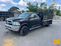 2014 RAM 4500 SINGLE AXLE CREW CAB 4X4 STAKE BED TRUCK VIN: 3C7WRLFL1EG116607
