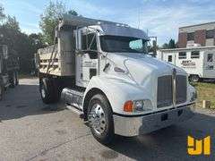 2006 KENWORTH T300 SINGLE AXLE DUMP TRUCK VIN: 2NKMHD6H86M155193