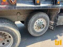 2001 MACK CL713 TRI-AXLE DUMP TRUCK VIN: 1M2AD62C81M011952