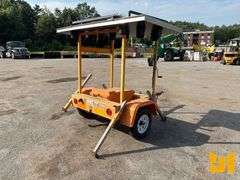 2012 SOLAR TECH SILENT ARROW BOARD SN: 4GM1A091
