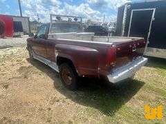 1989 CHEVROLET GMT-400 REGULAR CAB 4X2 PICKUP VIN: 1GCHC34K6KE207148