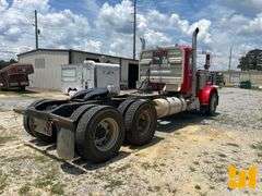 2008 PETERBILT 389 TANDEM AXLE DAY CAB TRUCK TRACTOR VIN: 1XPXD49X78N756383
