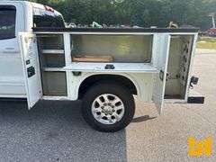 2015 CHEVROLET SILVERADO S/A MECHANICS TRUCK VIN: 1GC2KVE84FZ516784