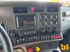2015 KENWORTH T880 TRI AXLE TRUCK TRACTOR VIN: 1XKZP4EX9FJ468669