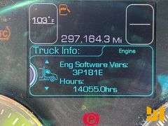 2018 KENWORTH T880 TANDEM AXLE DAY CAB TRUCK TRACTOR VIN: 1XKZDP9X8JJ211368
