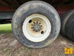 PETERBILT H400 TANDEM AXLE DUMP TRUCK VIN: 1XPCDB90NN315340