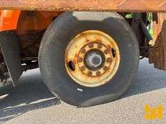 2006 INTERNATIONAL 7500 SINGLE AXLE DUMP TRUCK VIN: 1HTWLAZRX6J344725