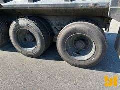 2005 INTERNATIONAL 7600 TRI-AXLE DUMP TRUCK VIN: 1HTWYSBT25J036010