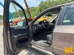 2011 BMW X5 VIN: 5UXZW0C57BL661098 4WD