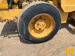 1999 CATERPILLAR CS323C SINGLE DRUM VIBRATORY ROLLER SN: 1EN00250