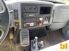 2012 INTERNATIONAL 7400 SBA 4X2 SINGLE AXLE DUMP TRUCK VIN: 1HTWCSDR8CJ076797