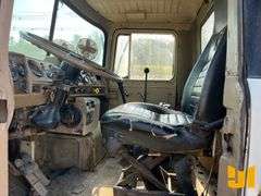 1981 MACK DM686SX TANDEM AXLE WATER TRUCK VIN: 1M2B128C7BA008007