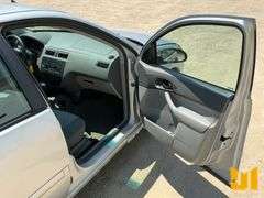 2005 FORD FOCUS SE ZX4 VIN: 1FAFP34N15W122972 FWD
