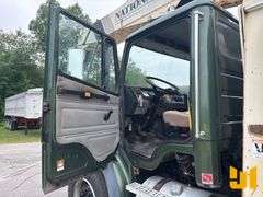 2001 FREIGHTLINER FL112 NATIONAL  BOOM TRUCK VIN: 1FVHBGAS01HJ49358