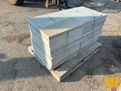 PALLET OF 23 1/2”X23 1/2” BLUE STONE PAVERS