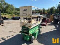 JLG 1932RS 32 SCISSOR LIFT