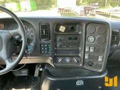 2007 GMC 8500 SINGLE AXLE CREW CAB FLATBED TRUCK VIN: 1GDV8C4B27F423628