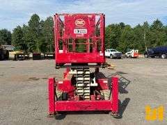 2015 MEC 3259ET 32’ SCISSOR LIFT SN: 13100321