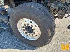 2005 INTERNATIONAL 7600 TRI-AXLE DUMP TRUCK VIN: 1HTWYSBT25J036010