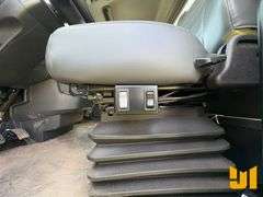 2025 KENWORTH T480 S/A REAR LOAD RESIDENTIAL COLLECTION TRUCK VIN: 2NK5HJ8X9SM132992