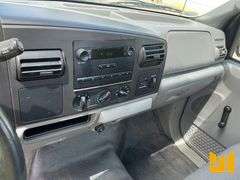 2006 FORD F-250 XL REGULAR CAB 4X2 PICKUP VIN: 1FTNF20516ED48672